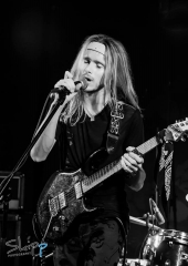 Lyric Dubee Band at Hideout Photo Credit: Gareth Skipp