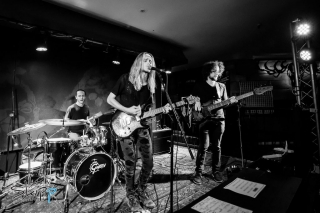 Lyric Dubee Band at Hideout Photo Credit: Gareth Skipp